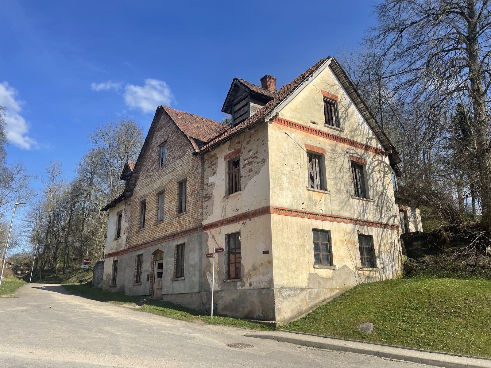 Namīpašums 321 m², Talsu iela 16, Sabile — attēls 2