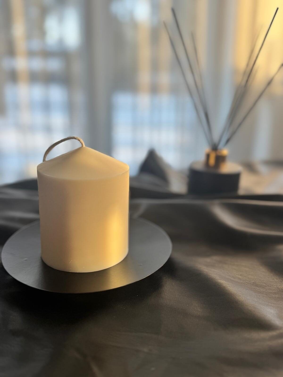 Svece KV Candles, cilindra (stieņa), 60 h, sojas vasks — attēls 2