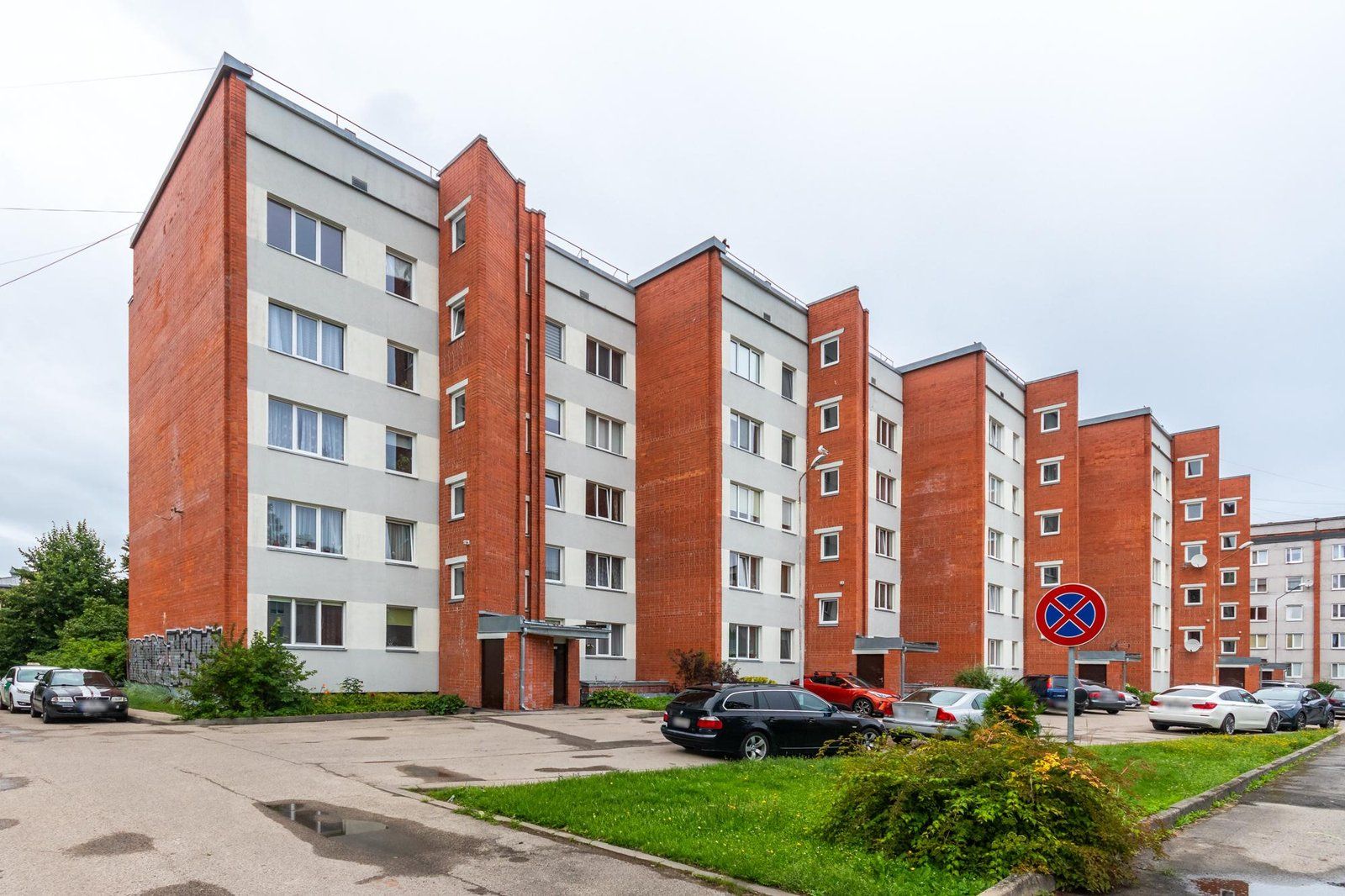 3 istabu dzīvoklis, Raiņa iela 44, Jūrmala
