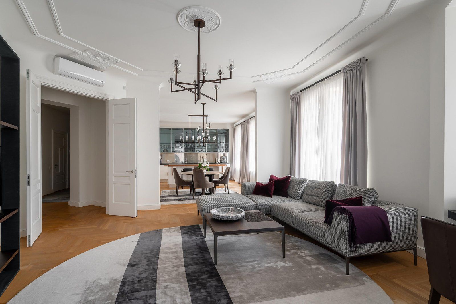 3 istabu dzīvoklis, Brīvības iela 46, Centrs — attēls 2