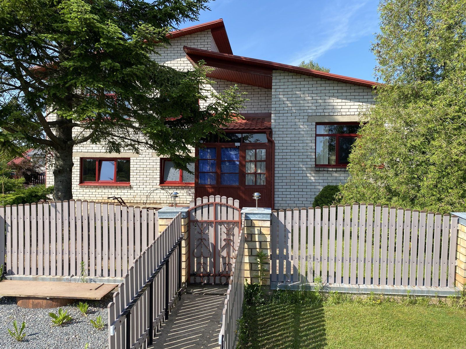 Privātmāja 195 m², Saules iela 4, Rencēnu pagasts