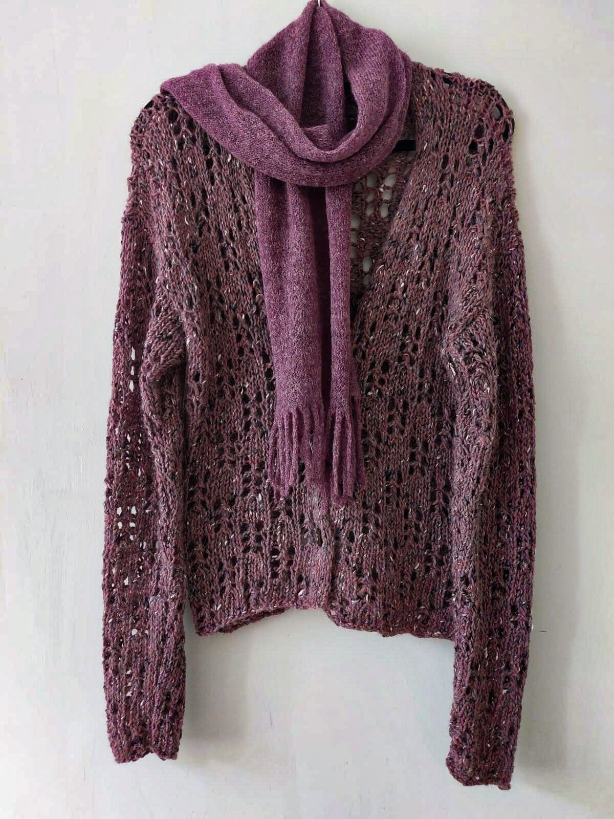 Sieviešu jaka TiiA, one size, merino vilna, violetā krāsā