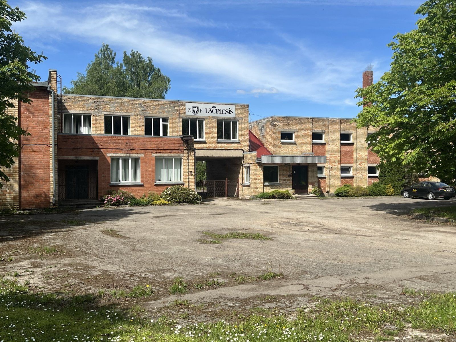 Ražošanas ēka 6401 m², Lapsas, Lielvārdes pagasts