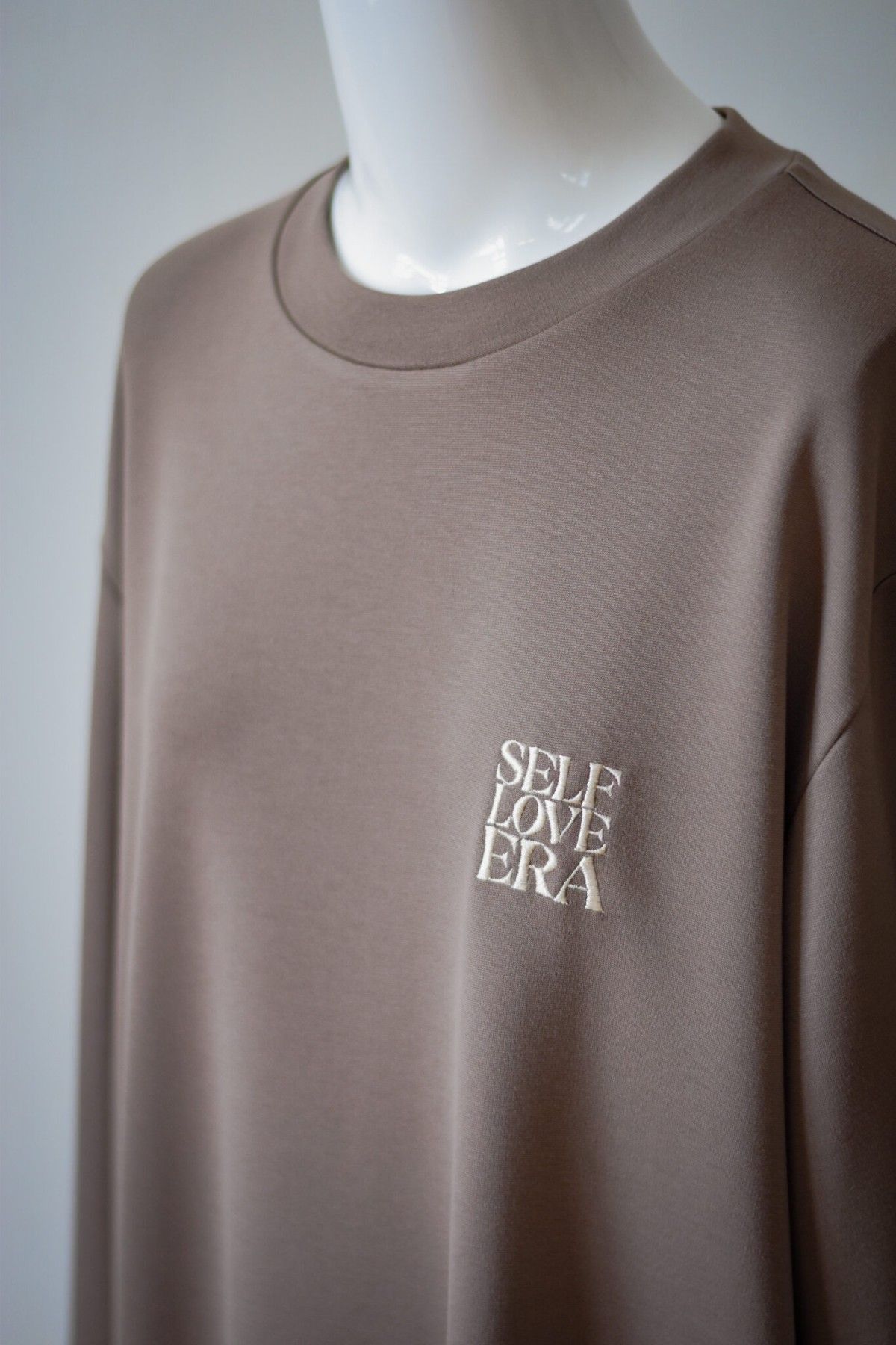 Sieviešu kostīms PIENALOTÉ, S, M, L, XL, brūnā krāsā — attēls 3