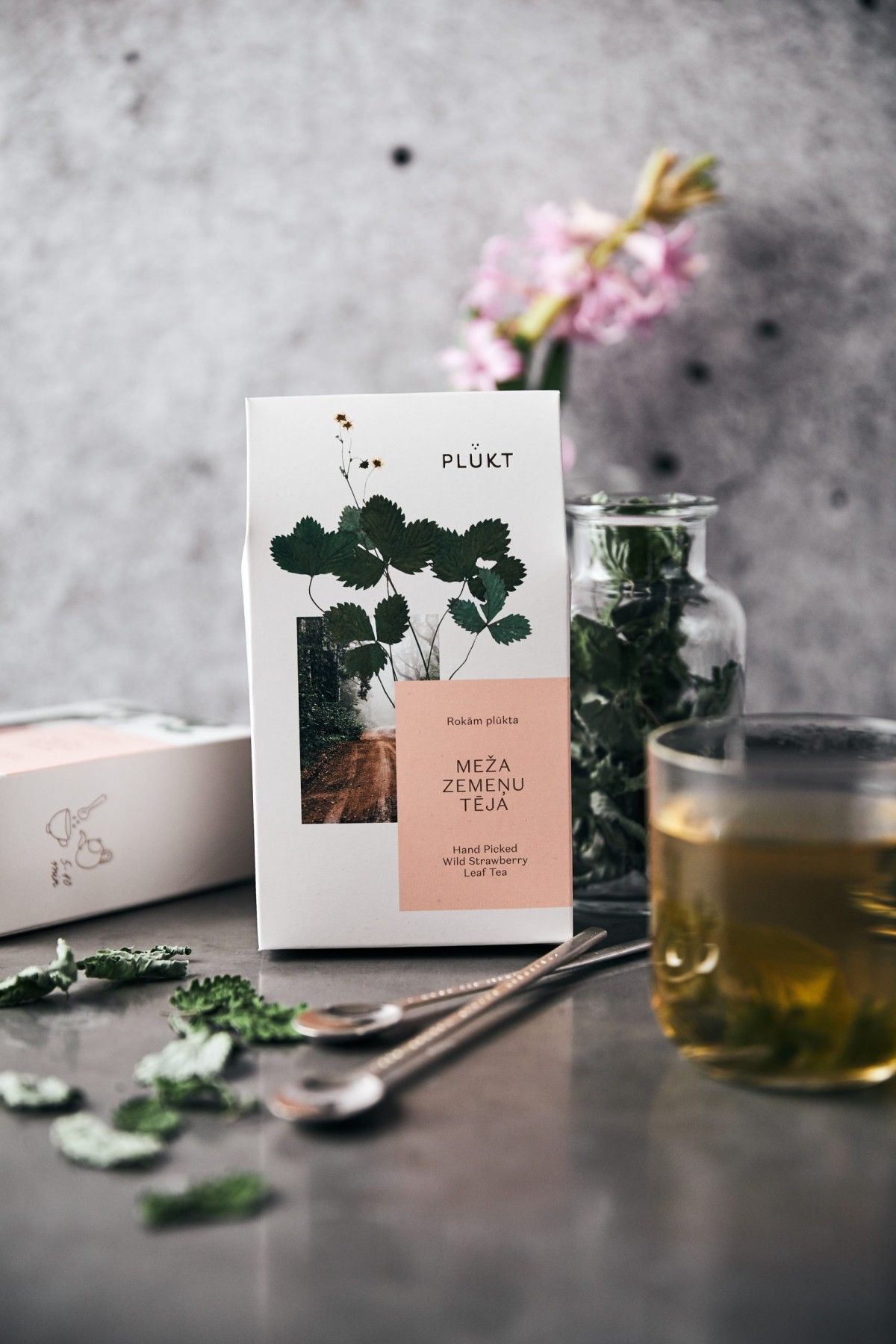 Zāļu tēja PLŪKT, zemeņu lapas, 15 g, beramā