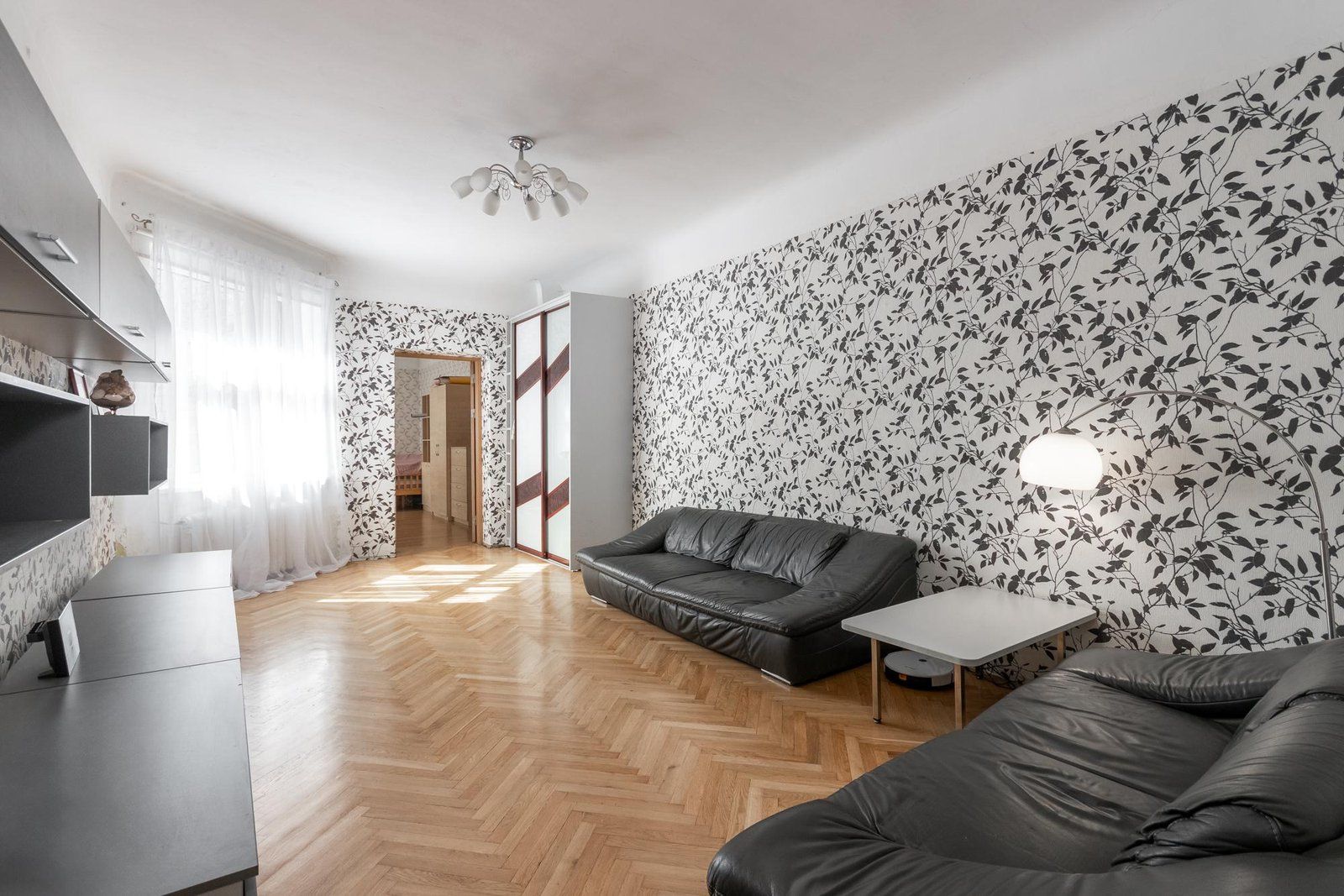 4 istabu dzīvoklis, Artilērijas iela 6, Centrs — attēls 2