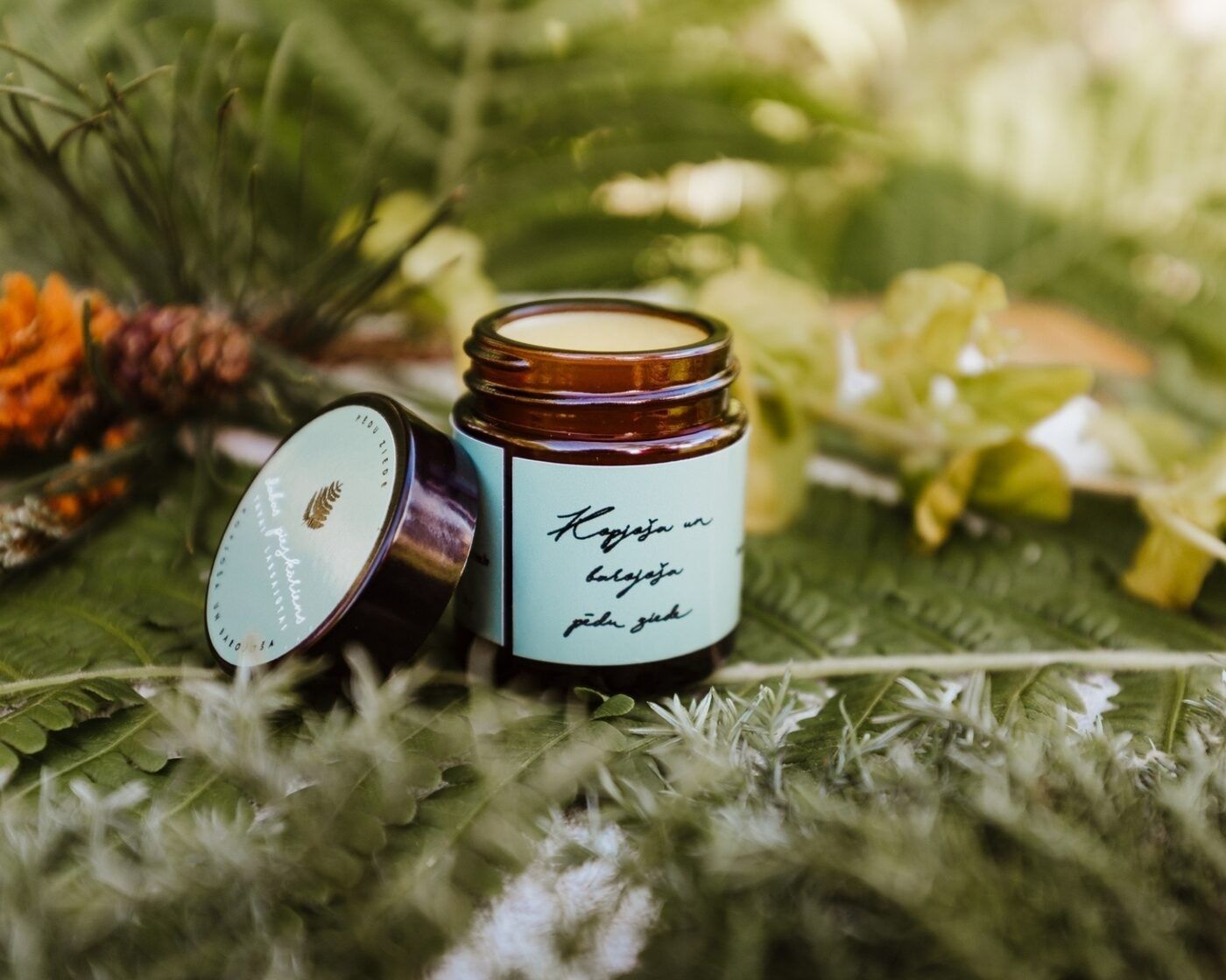 Kāju krēms Dabas pieskāriens, zāļu aromāts