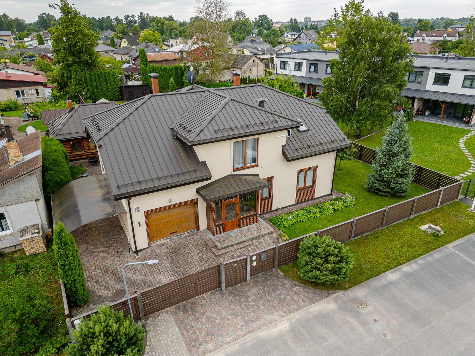 Privātmāja 234 m², Lazdu iela 33, Jelgava