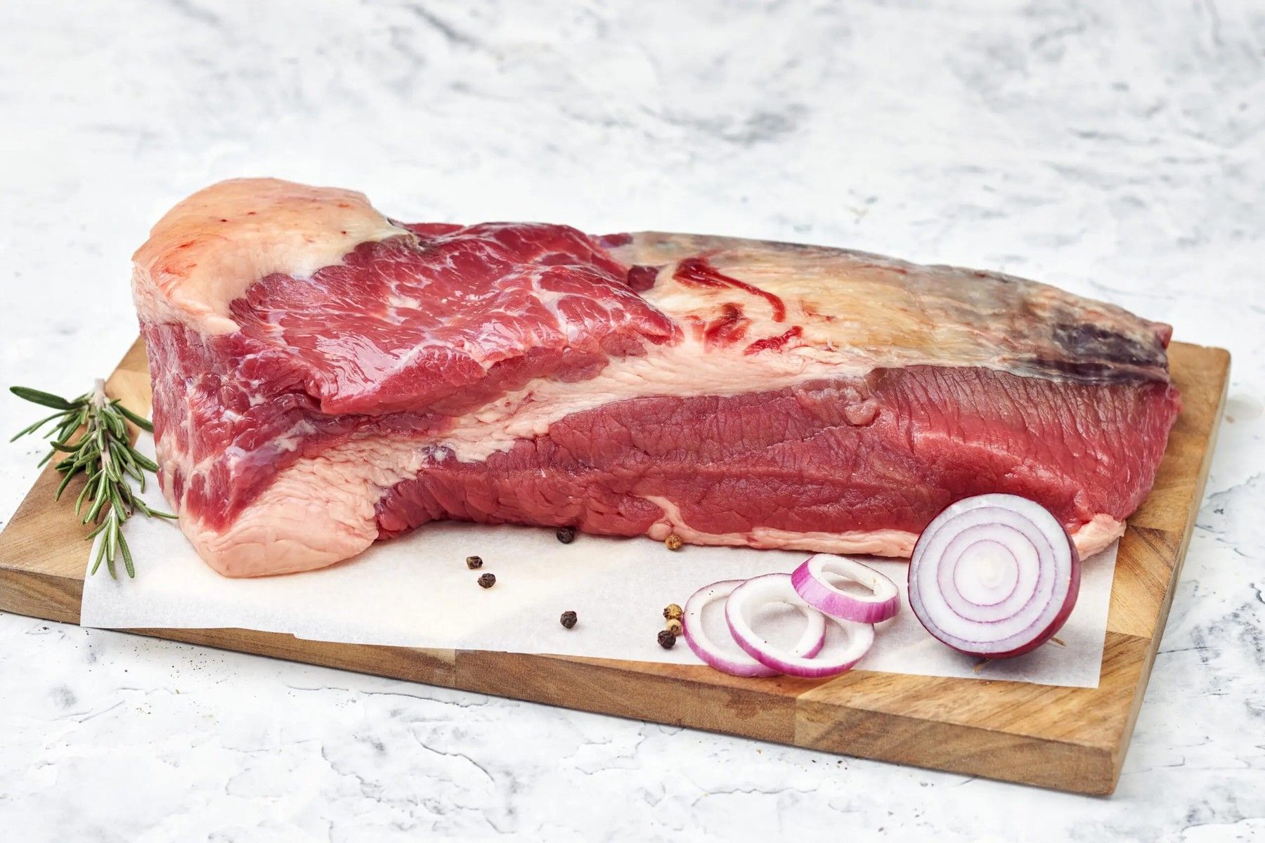 Liellopa krūtiņa (briskets) BIO