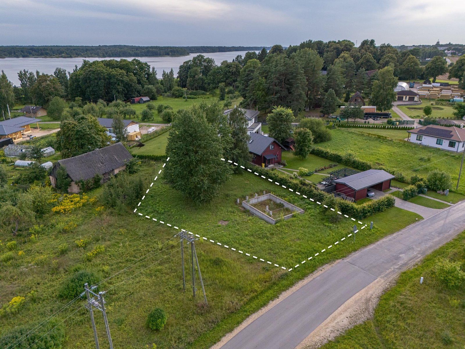 Zemes gabals 1322 m², Kalnakurzemnieki, Tīnūžu pagasts — attēls 2