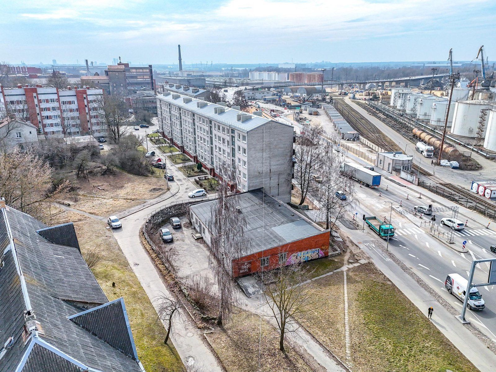 Tirdzniecības telpas 342 m², Tvaika iela 52, Sarkandaugava — attēls 2