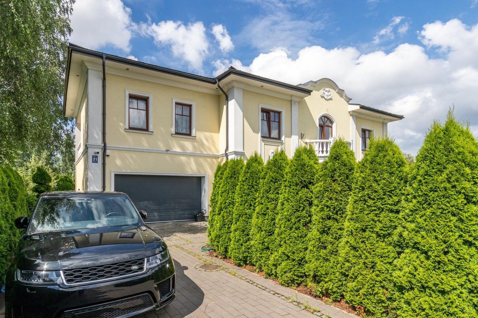 Privātmāja 430 m², Kaibalas iela 21, Dārzciems — attēls 2