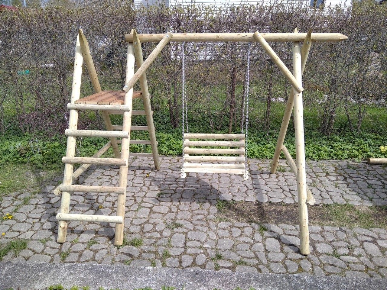 Šūpuļkrēsls K-2, platums 290 cm, augstums 210 cm, koks