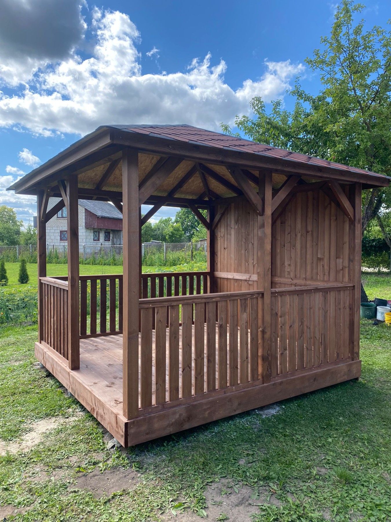 Lapene no koka, 9 m² — attēls 2