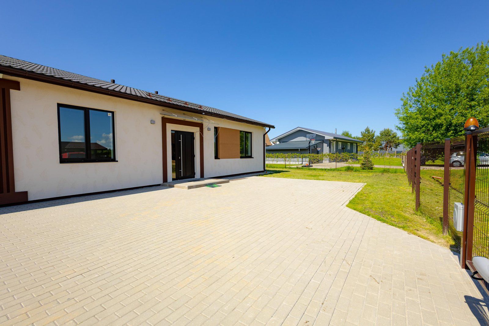 Dvīņu māja 124 m², Mēness iela 11, Olaines pagasts — attēls 4