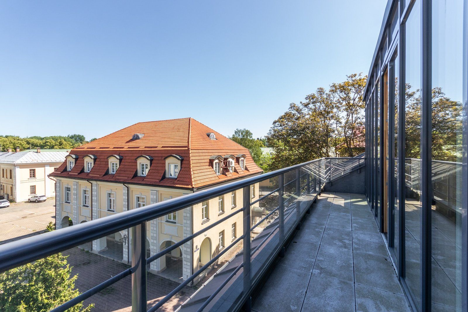 6 istabu dzīvoklis, Citadeles iela 6, Centrs