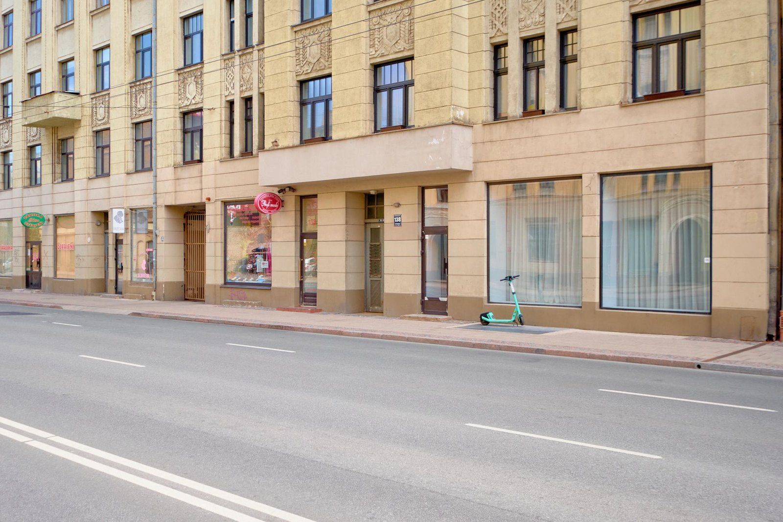 Tirdzniecības telpas 108 m², Brīvības iela 138, Grīziņkalns — attēls 3