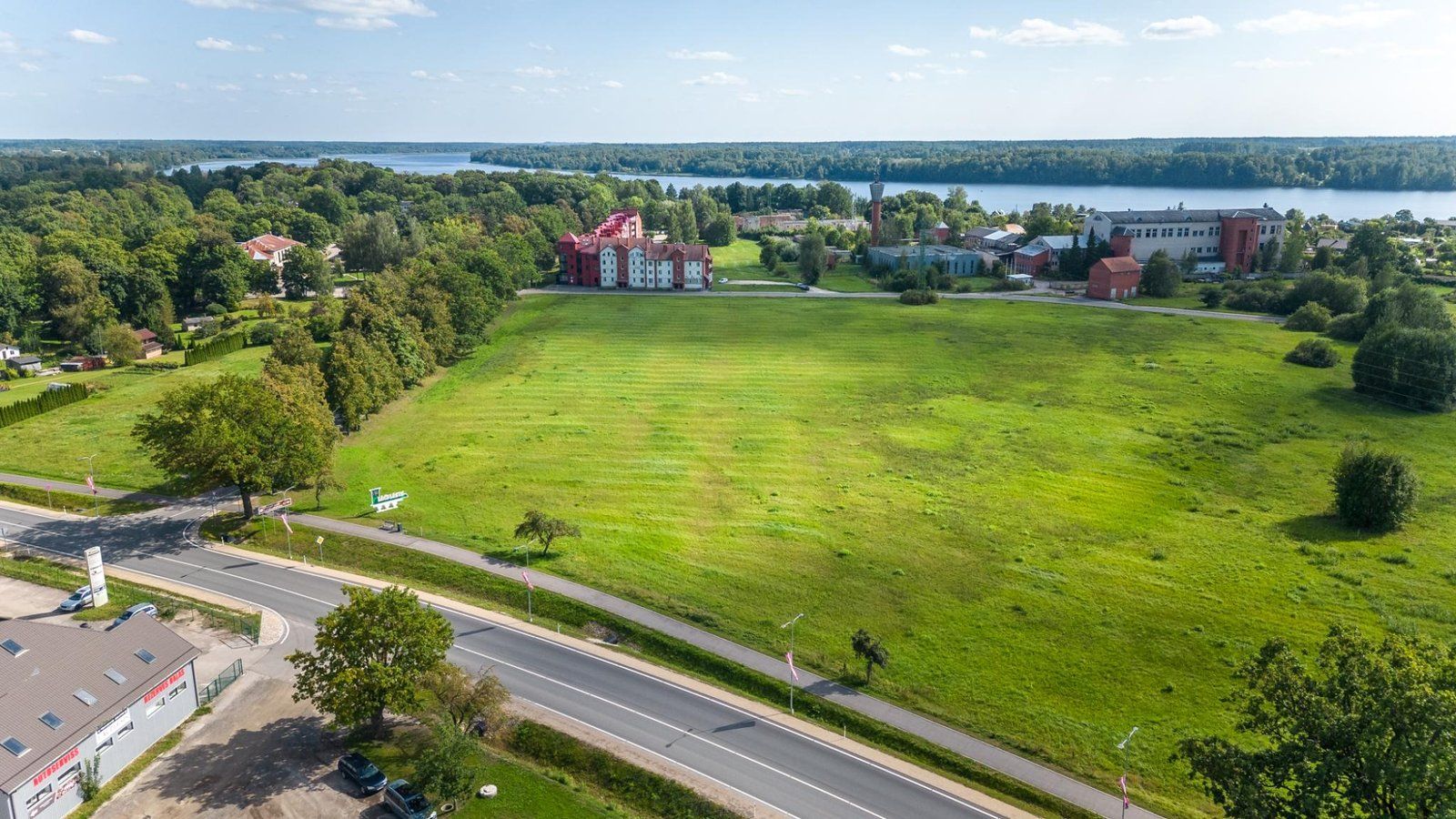 Zemes gabals 2,36 ha, Raiņa iela, Lielvārde