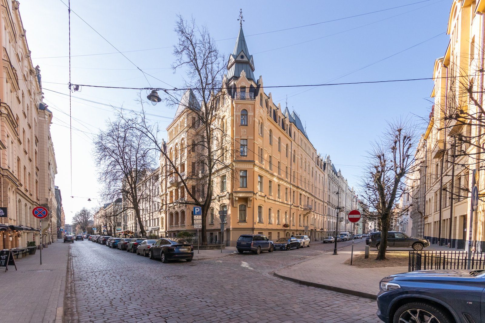 5 istabu dzīvoklis, Alberta iela 1, Centrs