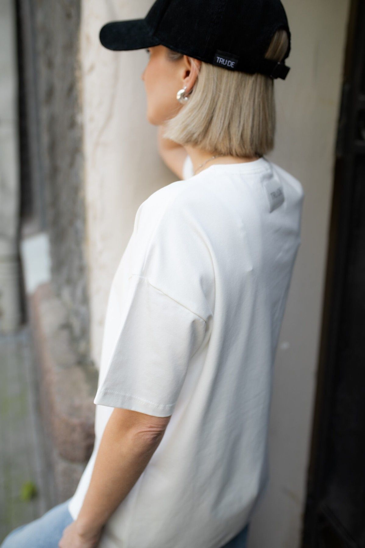 Sieviešu T-krekls TRU:DE, XS, S, M, L, XL, baltā krāsā — attēls 4