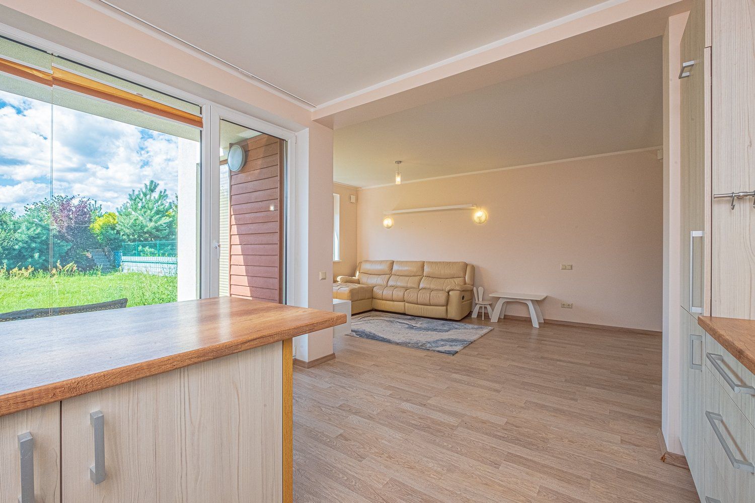 Privātmāja 179 m², Bezdelīgu iela 17, Babītes pagasts — attēls 3