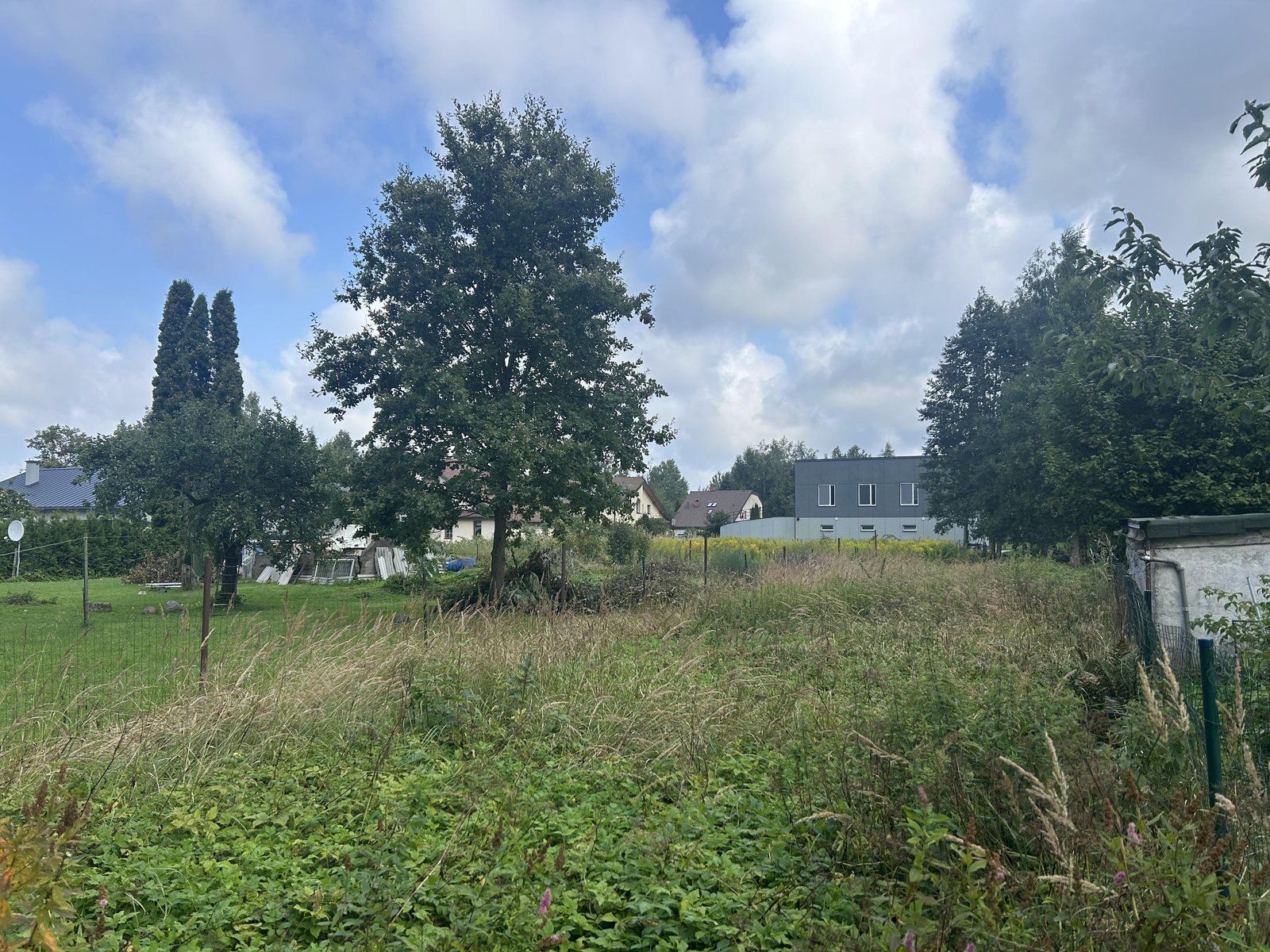 Zemes gabals 1800 m², Spilves iela 5A, Babītes pagasts