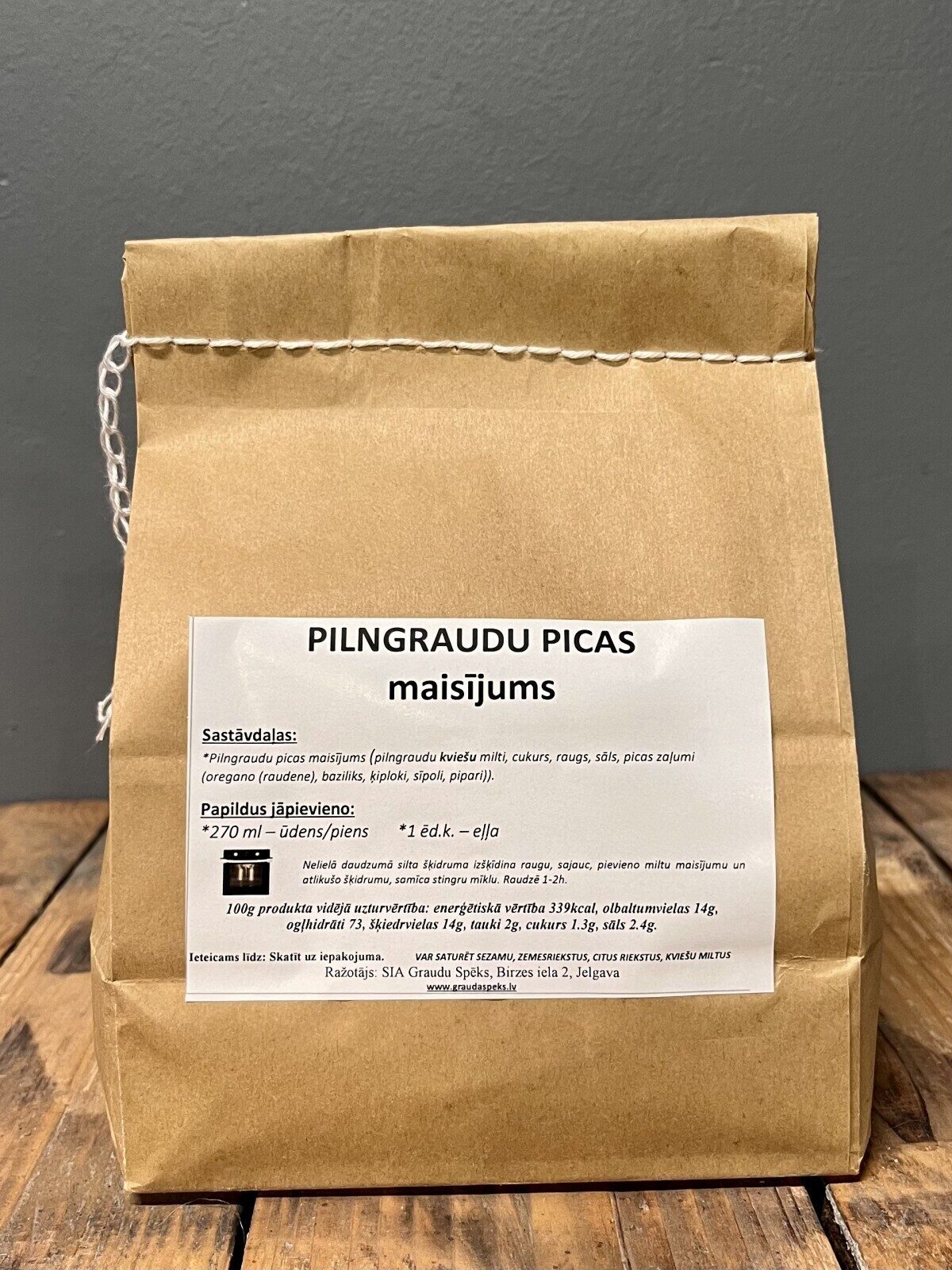 Pilngraudu picas mīklas maisījums