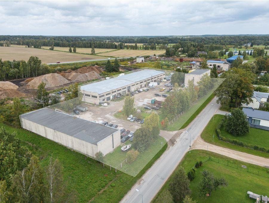 Ražošanas ēka 3964 m², Patversmes iela 11, Valmiera