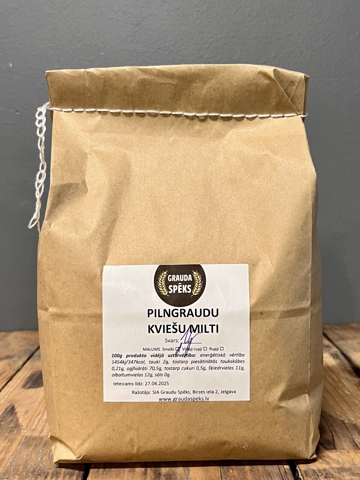 Pilngraudu kviešu milti, smalki, 1 kg