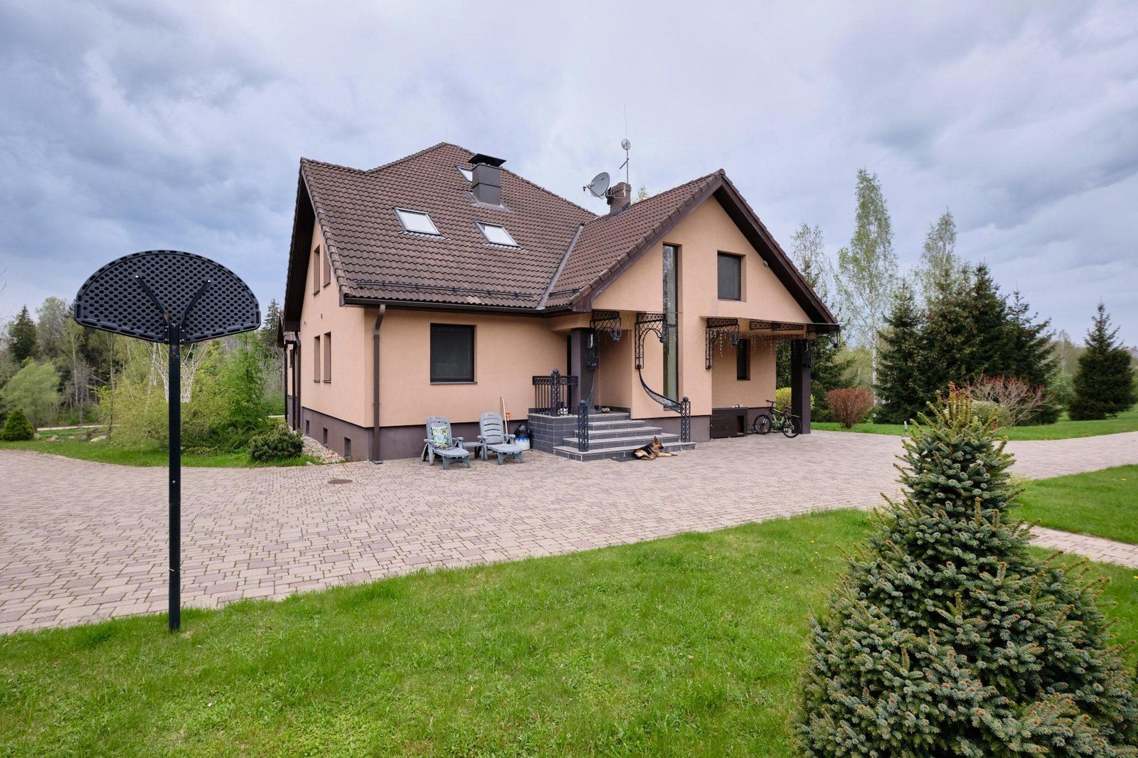 Privātmāja 443 m², Pakalnes, Līgatnes pagasts — attēls 2