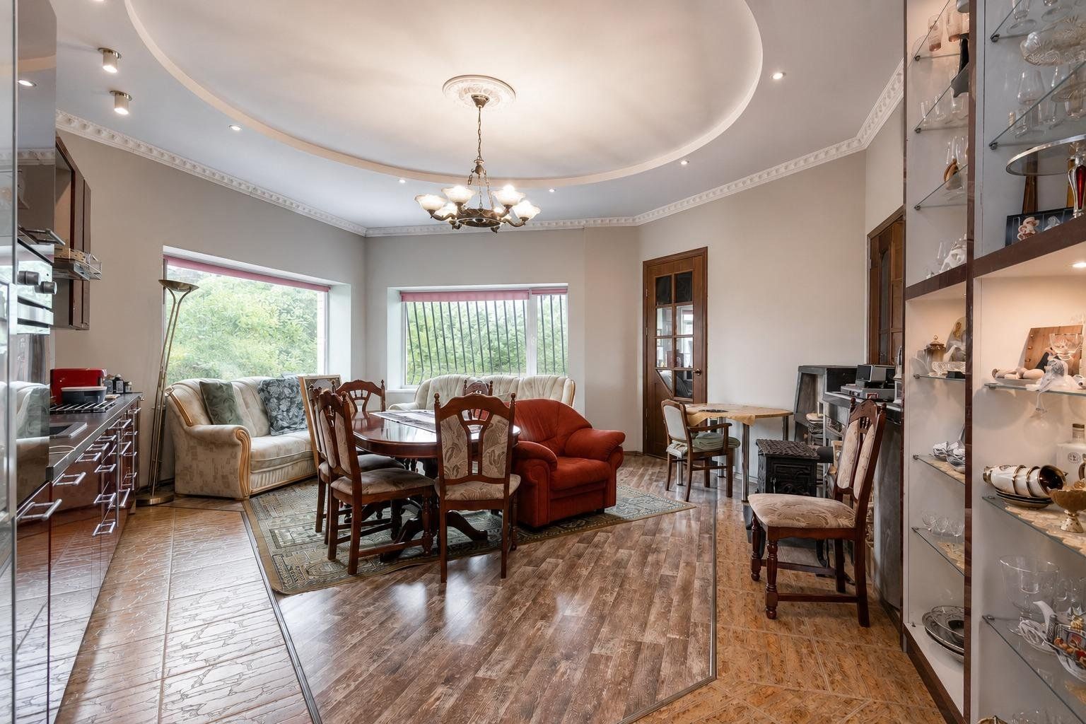Privātmāja 350 m², Dzilnīšu iela 8, Carnikavas pagasts — attēls 2