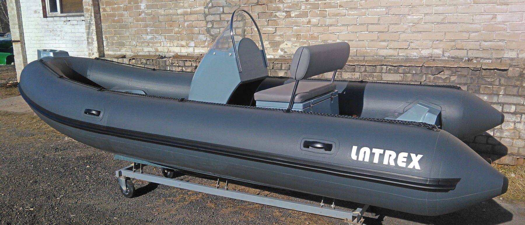 Motorlaiva LATREX RIB 500, 4,97 m