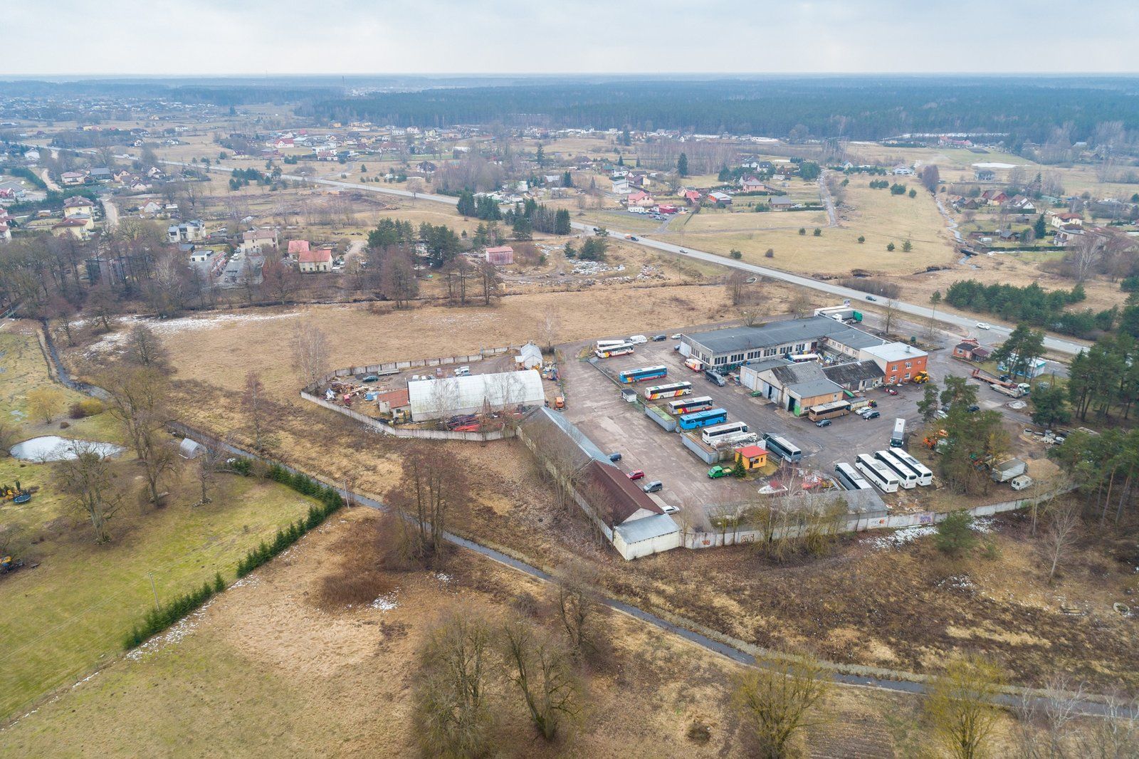 Zemes gabals 2,63 ha, Autodarbnīcas, Alejas — attēls 5