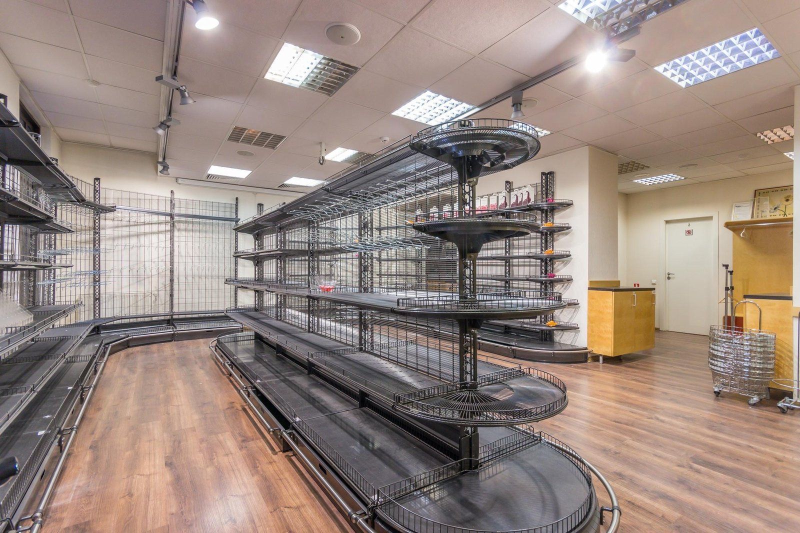 Biroja telpas 123 m², Dzirnavu iela 3A, Centrs — attēls 3