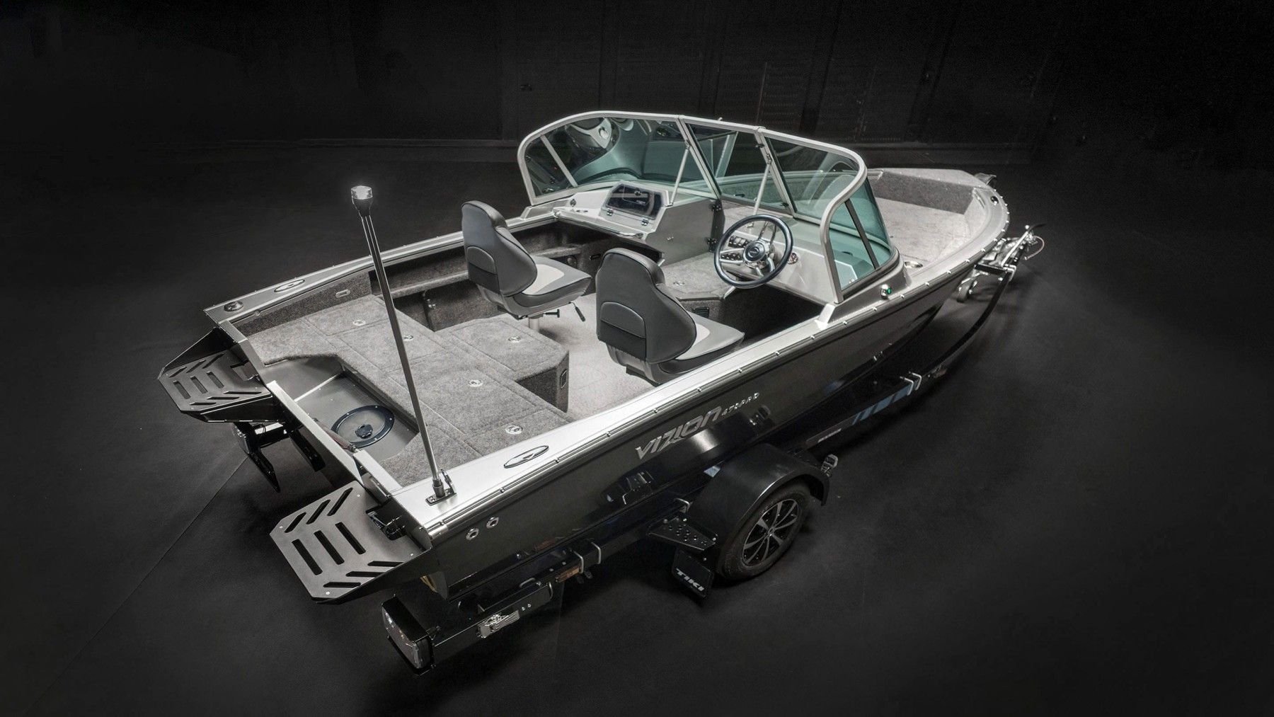Motorlaiva VIZION 470 PRO, 4,7 m, alumīnijs