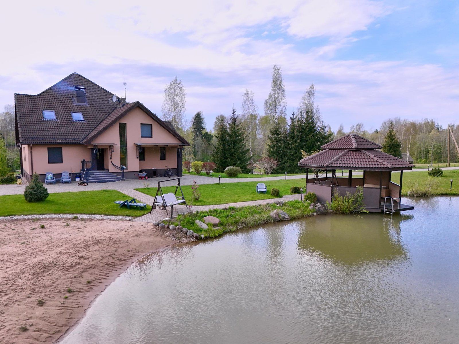 Privātmāja 443 m², Pakalnes, Līgatnes pagasts