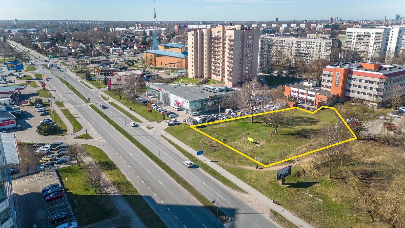 Zemes gabals 2650 m², Gunāra Astras iela, Rīga