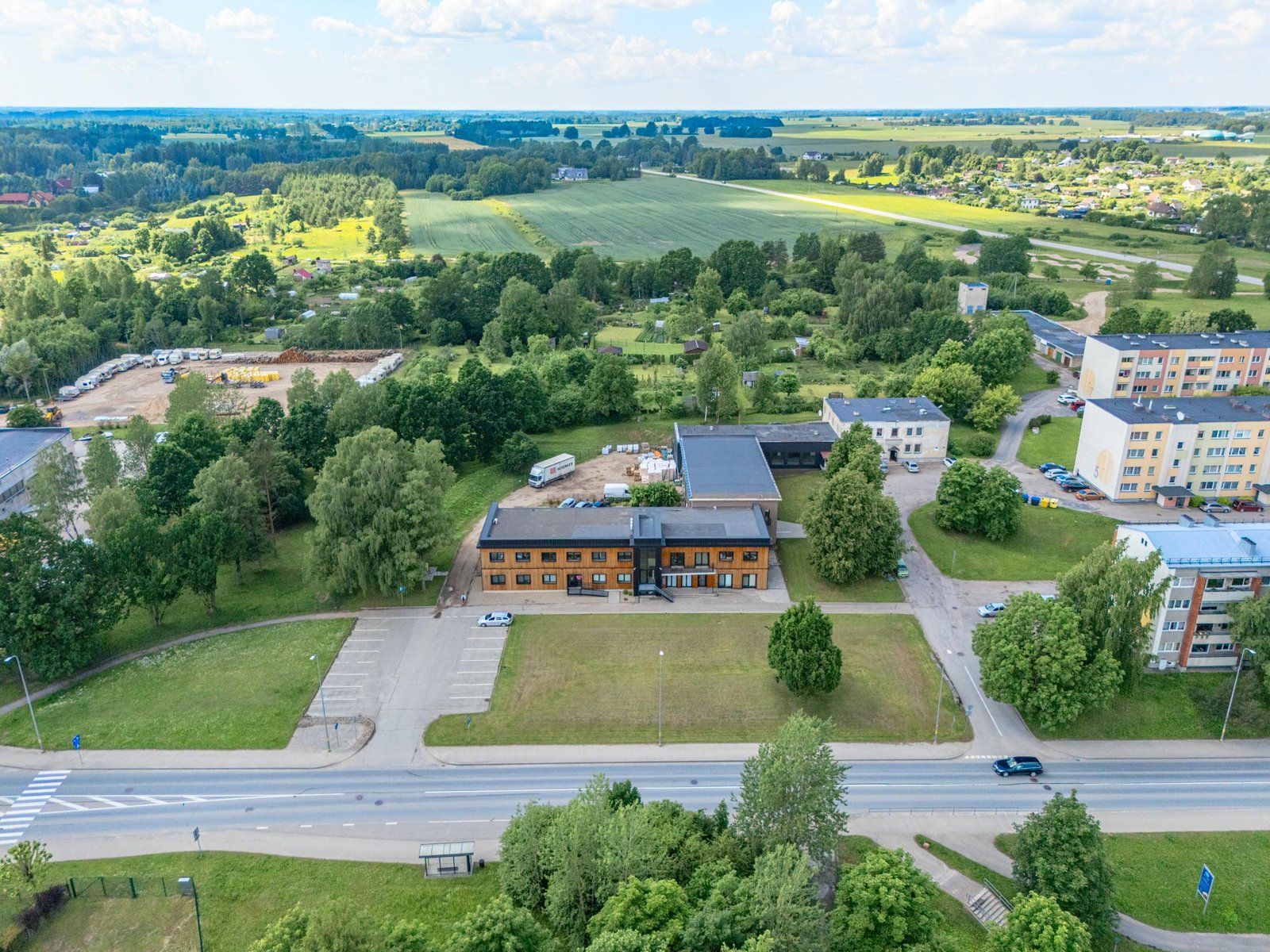 Namīpašums 1173 m², Dzirnavu iela 1, Saldus — attēls 3