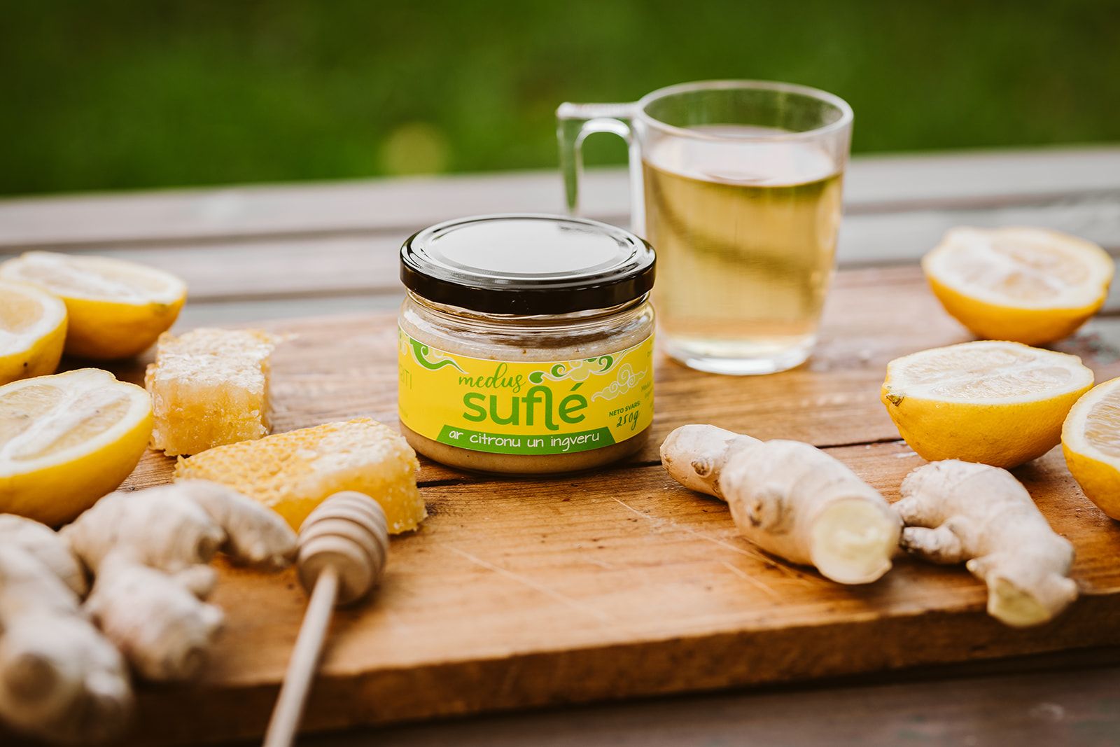 Citrona un ingvera medus suflē, 250 g