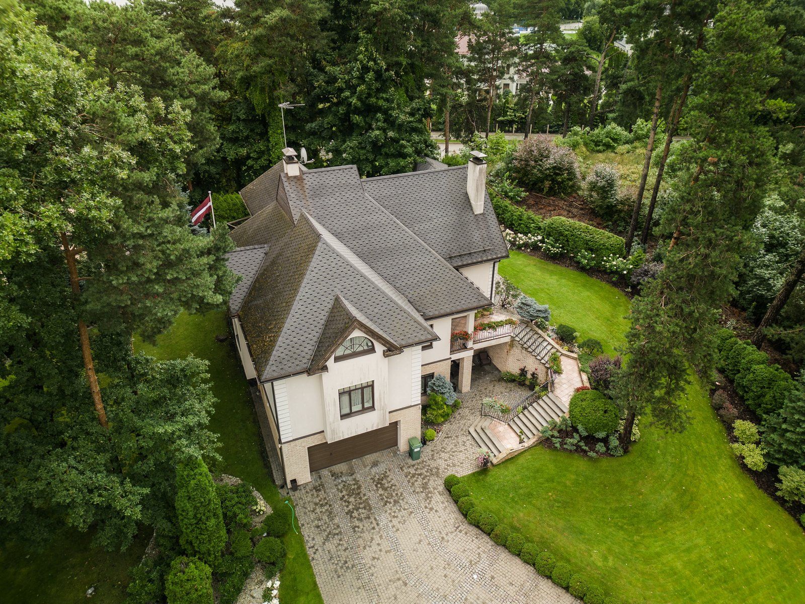 Privātmāja 384 m², Brēmenes iela 9A, Mežaparks — attēls 4