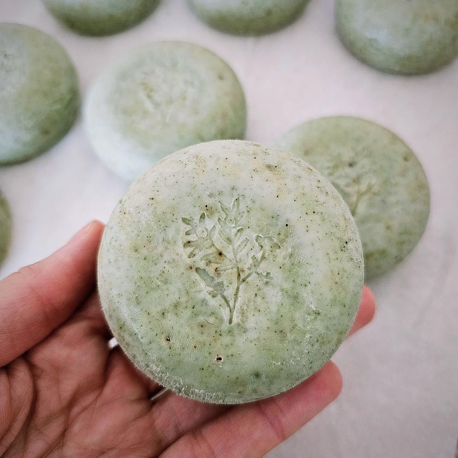 Cietās ziepes MARUSHA, koksnes aromāts, 85 g
