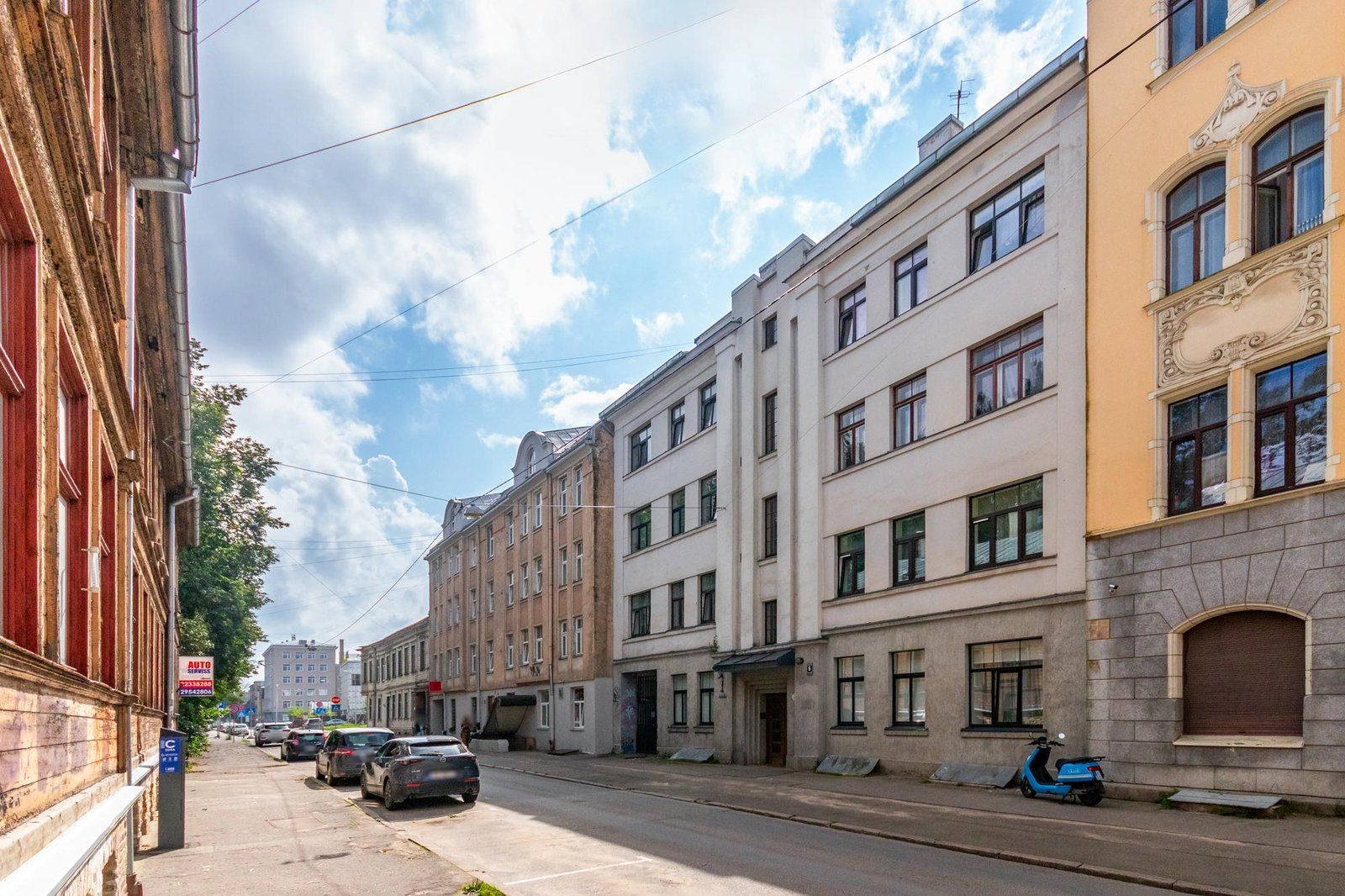 4 istabu dzīvoklis, Artilērijas iela 6, Centrs