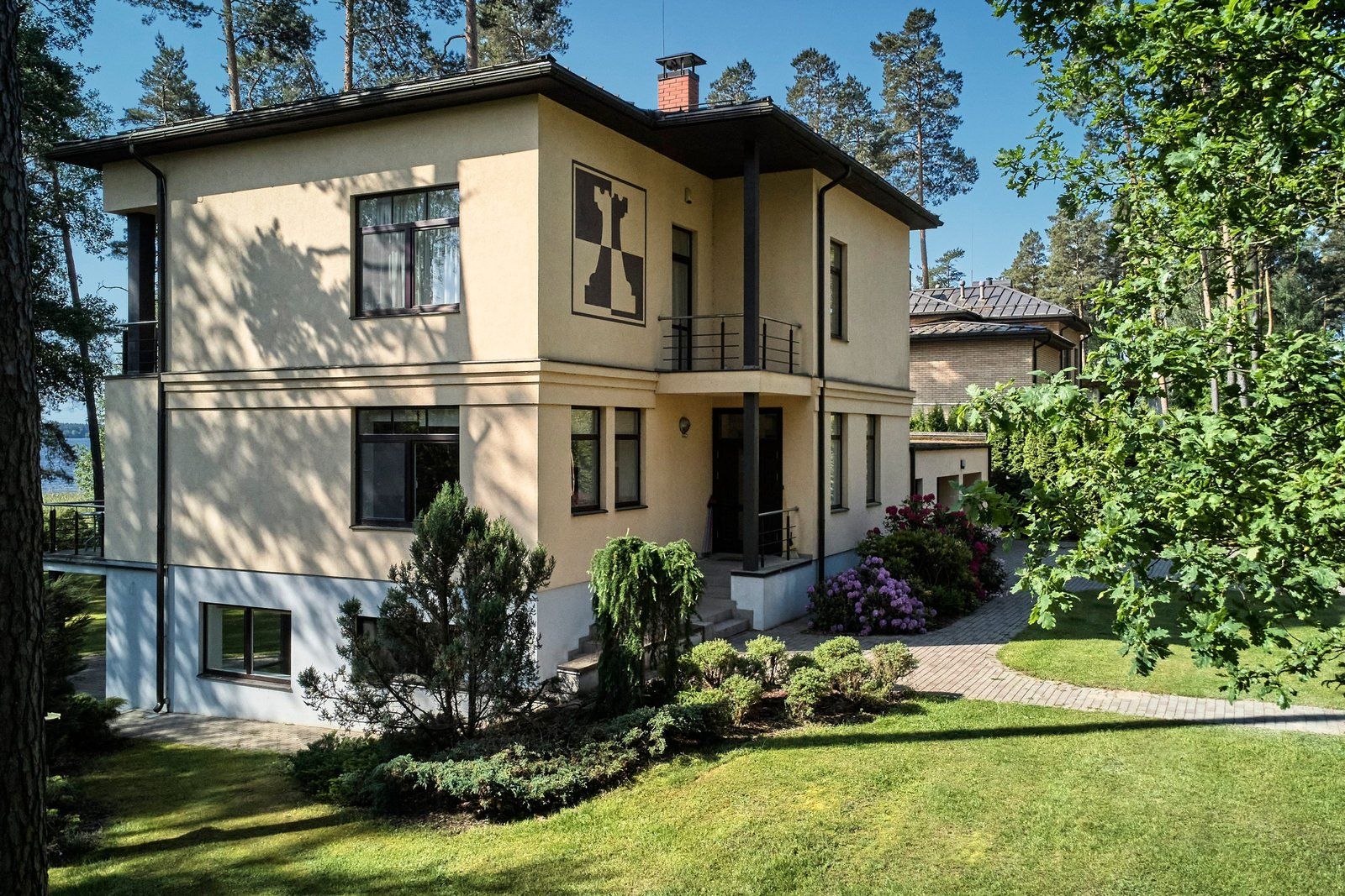 Privātmāja 358 m², Baltezera iela 63, Ādažu pagasts — attēls 2
