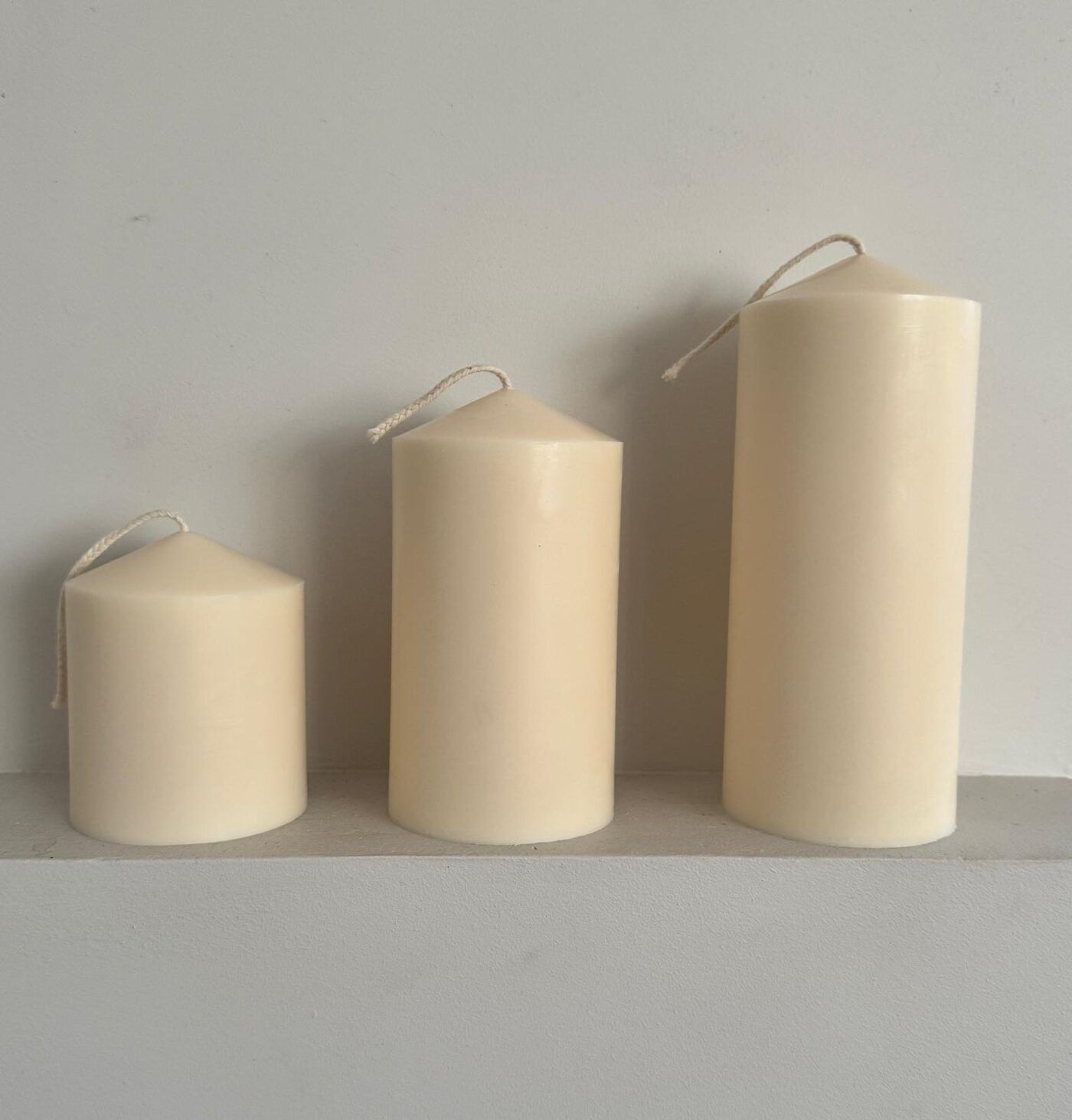 Svece KV Candles, cilindra (stieņa), 60 h, sojas vasks — attēls 4