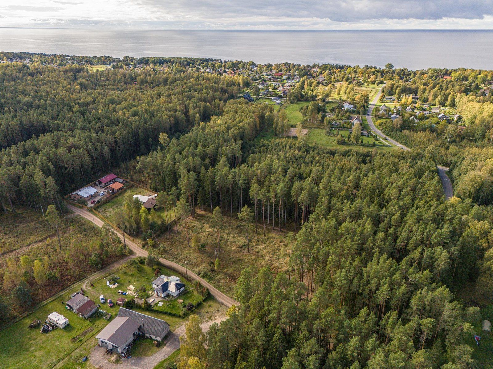Zemes gabals 6465 m², Koklīšu iela, Skultes pagasts