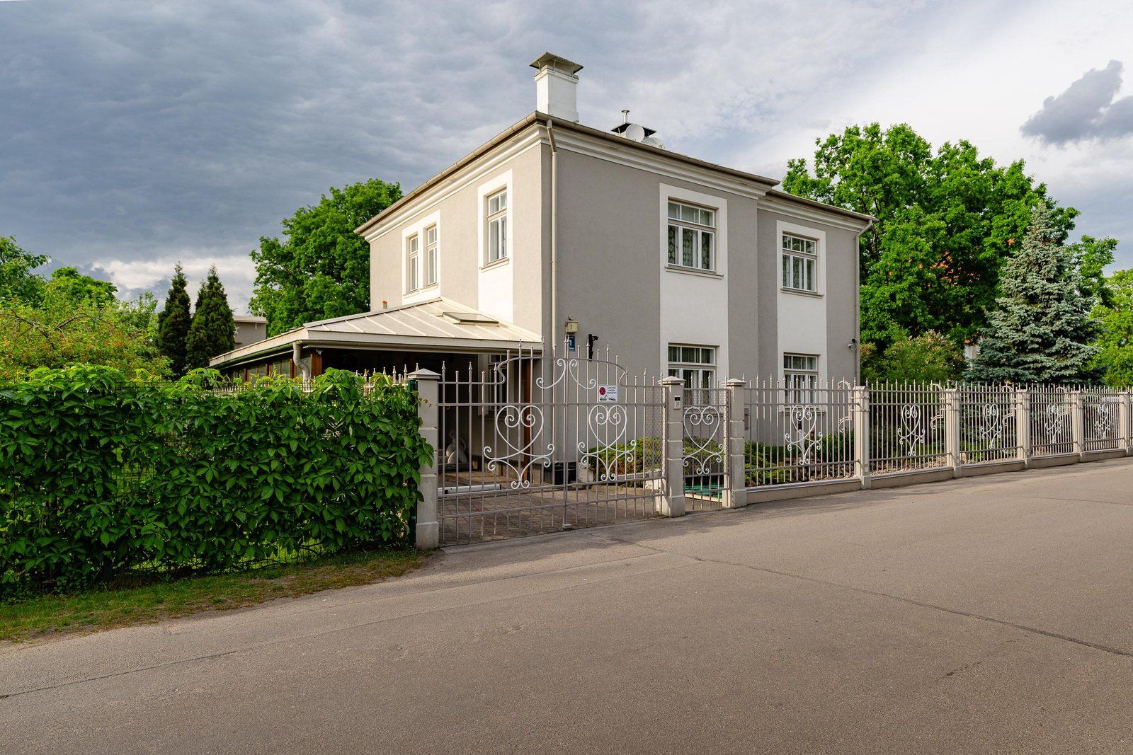 Privātmāja 250 m², Ausmas iela 1, Teika