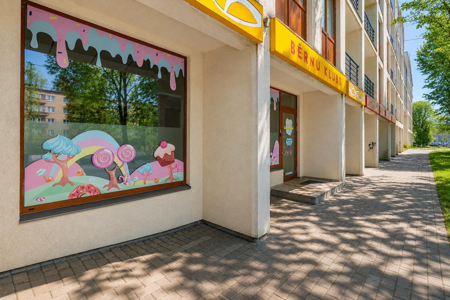 Tirdzniecības telpas 165 m², Prūšu iela 4, Ķengarags