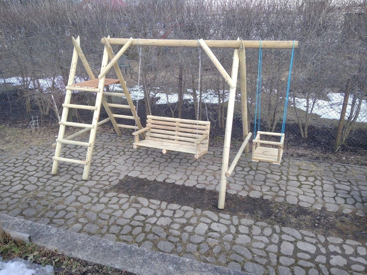 Bērnu šūpoles, klasiskās, koks — attēls 2