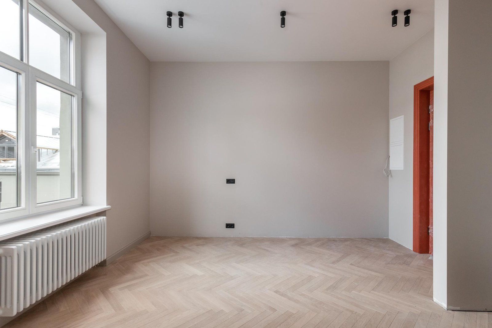 2 istabu dzīvoklis, Baznīcas iela 5, Centrs