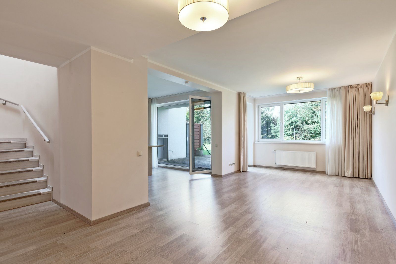 Rindu māja 180 m², Bezdelīgu iela 11, Babītes pagasts